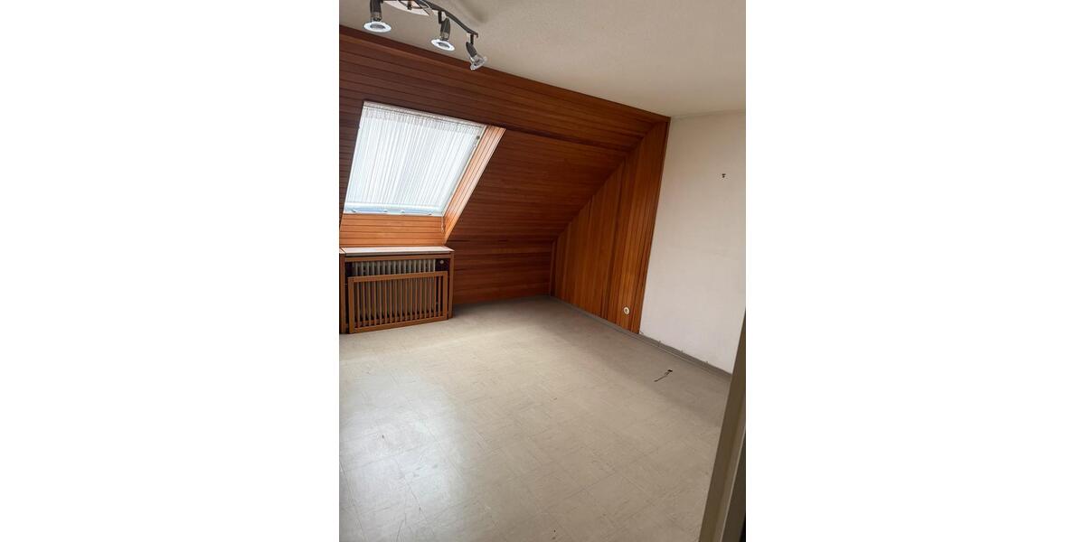 Reihenhaus Willich - 7 Zimmer, 130 m&sup2;, 350.000&euro; | Angebot:26037803