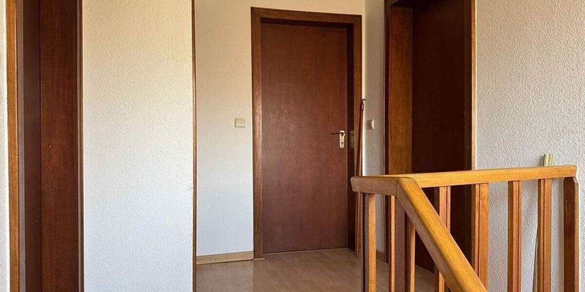 Einfamilienhaus Mönchengladbach Wickrathberg - 7 Zimmer, 159 m&sup2;, 449.000&euro; | Angebot:25796281