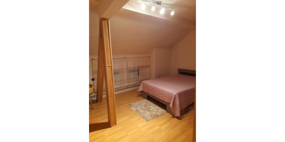 Einfamilienhaus Grevenbroich - 6 Zimmer, 126 m&sup2;, 1.200&euro; | Angebot:26682762