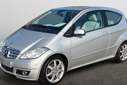 Mercedes-Benz A 180 104.313 km 7.490 &euro; Willich 47877