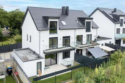 Haus Meerbusch Necklenbroich - 6 Zimmer, 212 m&sup2;, 3.500&euro; | Angebot:26274875