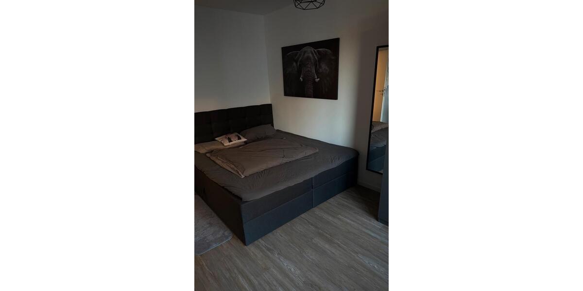 Etagenwohnung Düsseldorf Stadtbezirk 5 - 2 Zimmer, 57 m&sup2;, 1.200&euro; | Angebot:25804029