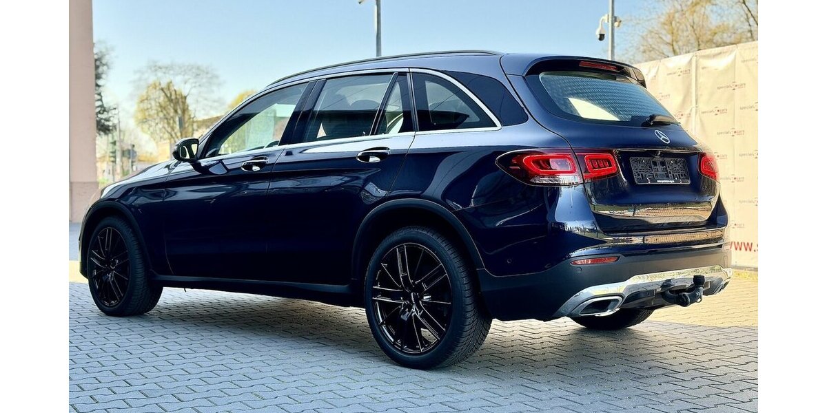 Mercedes-Benz GLC 220 d 4Matic / 1.Hd / MBUX / Kamera / Leder 99.000 km 32.490 &euro; Mönchengladbach 41066