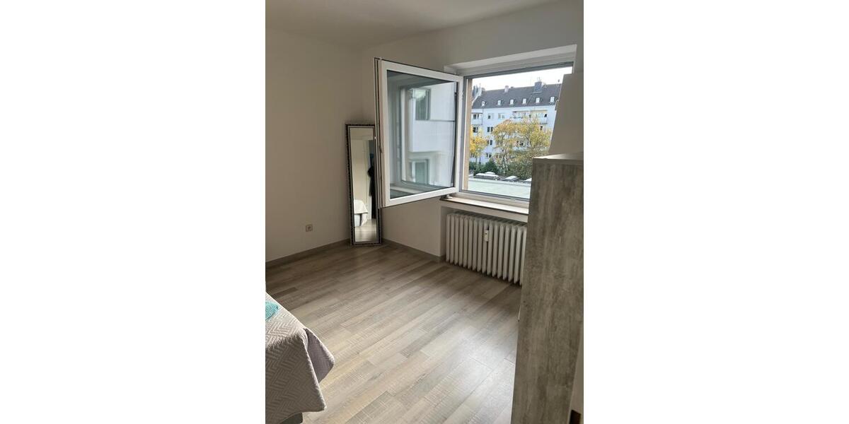 D-Zoo, möbl. 2 Zi. ETW, ruhig und Zentral in Einkaufsstraße , ca. 40qm Wfl., 8qm Keller - Appartement Düsseldorf Stadtbezirk 2 | Angebot:24612805