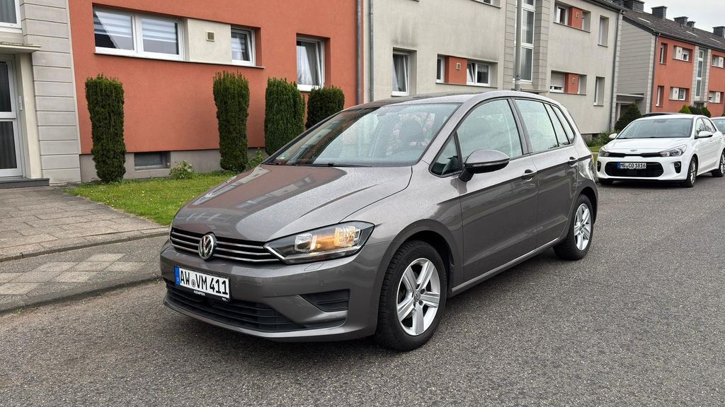 VW Golf Sportsvan 60.000 km 10.850 &euro; Mönchengladbach 41063