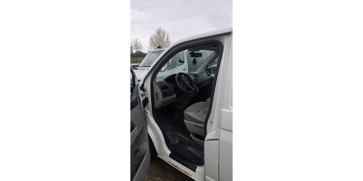 VW T5 Sonstige 410.000 km 5.500 &euro; Mönchengladbach 41061