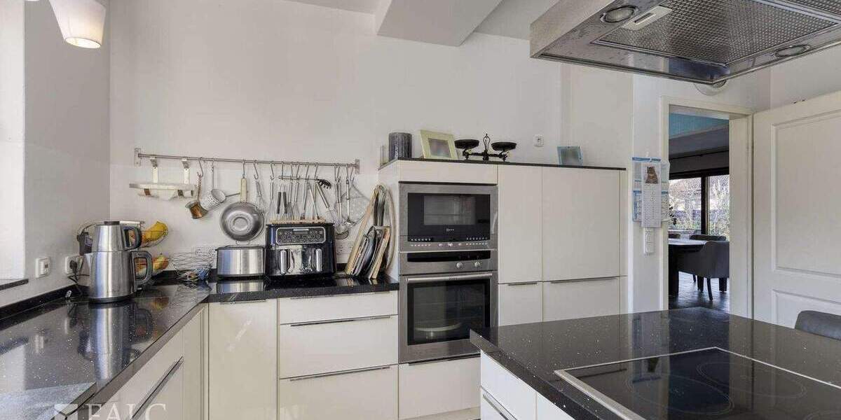 Mehrfamilienhaus, Wohnhaus Pulheim - 7 Zimmer, 351 m&sup2;, 1.199.000&euro; | Angebot:25820748