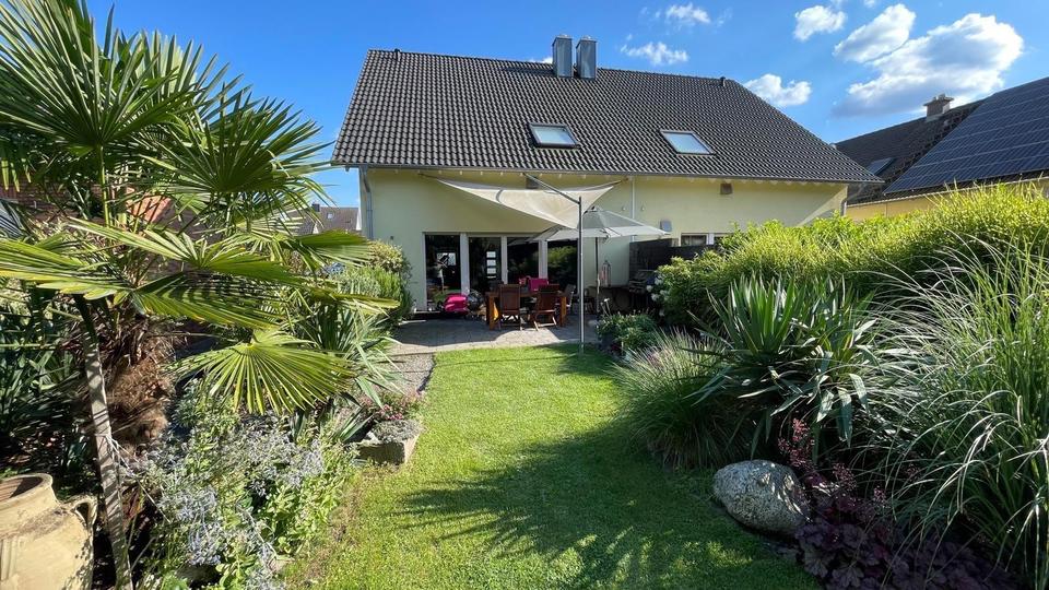 Doppelhaushälfte Leverkusen Bürrig - 4 Zimmer, 132 m&sup2;, 595.000&euro; | Angebot:26042123