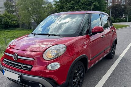 Fiat 500L 107.640 km 9.490 &euro; Düsseldorf 40599