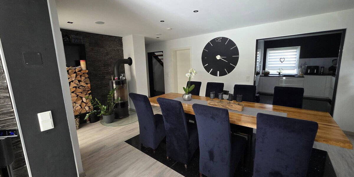 Doppelhaushälfte Krefeld Inrath/Kliedbruch - 7 Zimmer, 148 m&sup2;, 520.000&euro; | Angebot:26061659