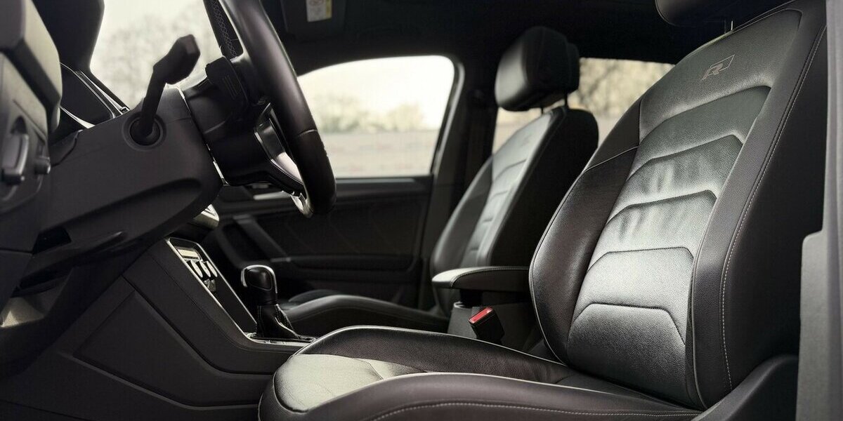 VW Tiguan Allspace R-LIne / 4Motion / Pano / Memory 99.000 km 33.490 &euro; Mönchengladbach 41066