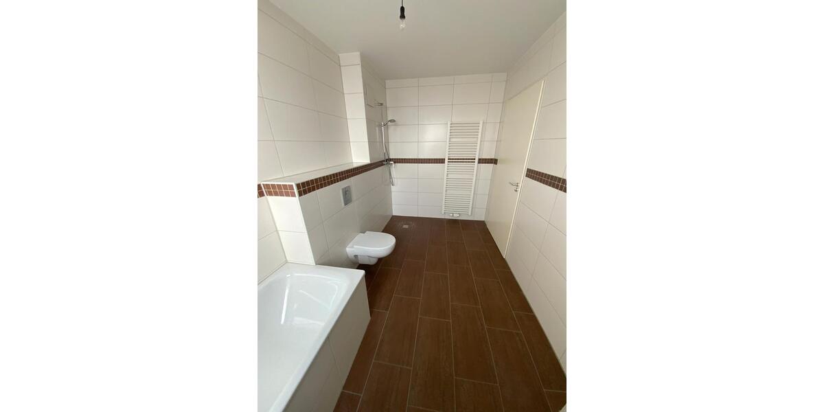 Dachgeschoßwohnung Meerbusch - 3 Zimmer, 111 m&sup2;, 1.589&euro; | Angebot:25307483