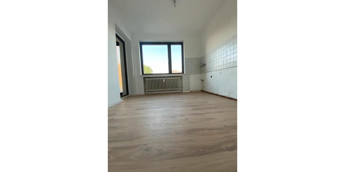Maisonettenwohnung Krefeld Cracau - 4 Zimmer, 110 m&sup2;, 950&euro; | Angebot:25941045