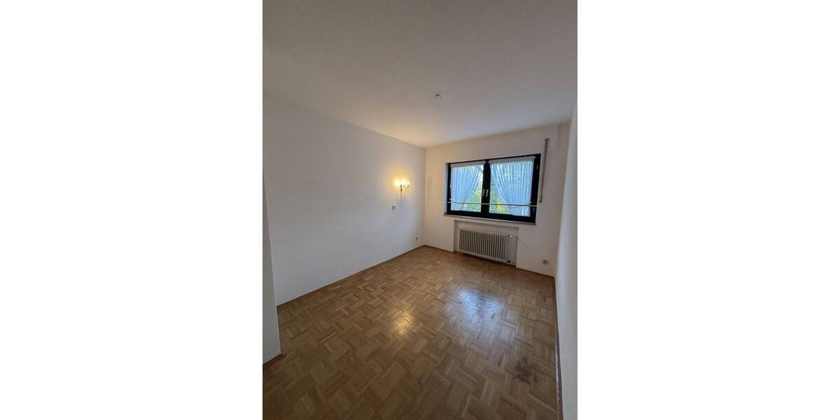 Reihenmittelhaus Krefeld Inrath/Kliedbruch - 4 Zimmer, 112 m&sup2;, 345.000&euro; | Angebot:26205404
