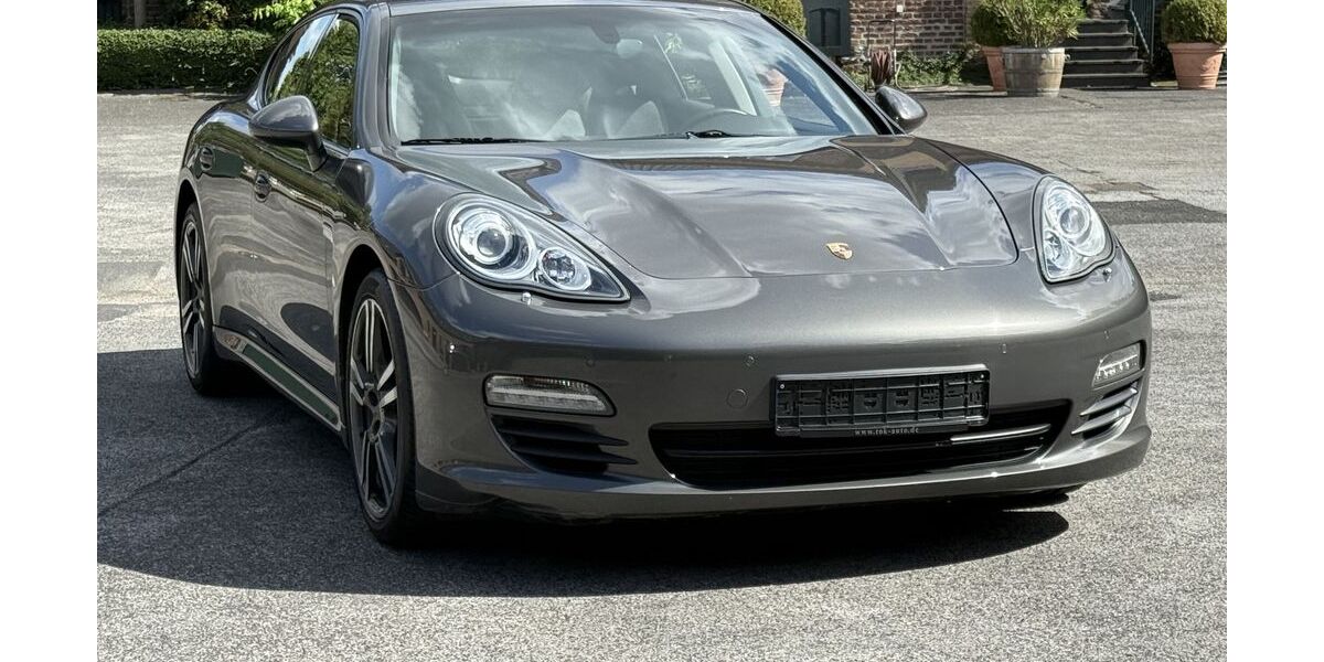 Porsche Panamera 130.700 km 29.790 &euro; Frechen (bei Köln) 50226