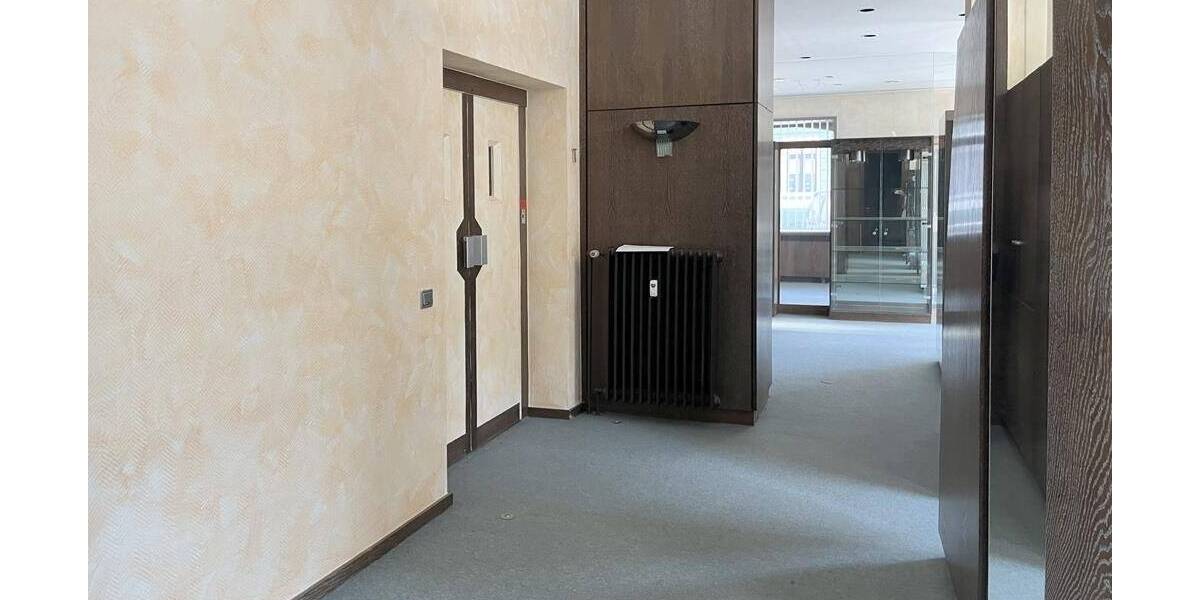 Gewerbeobjekt Mönchengladbach Stadtmitte - 2.362&euro; | Angebot:25743234