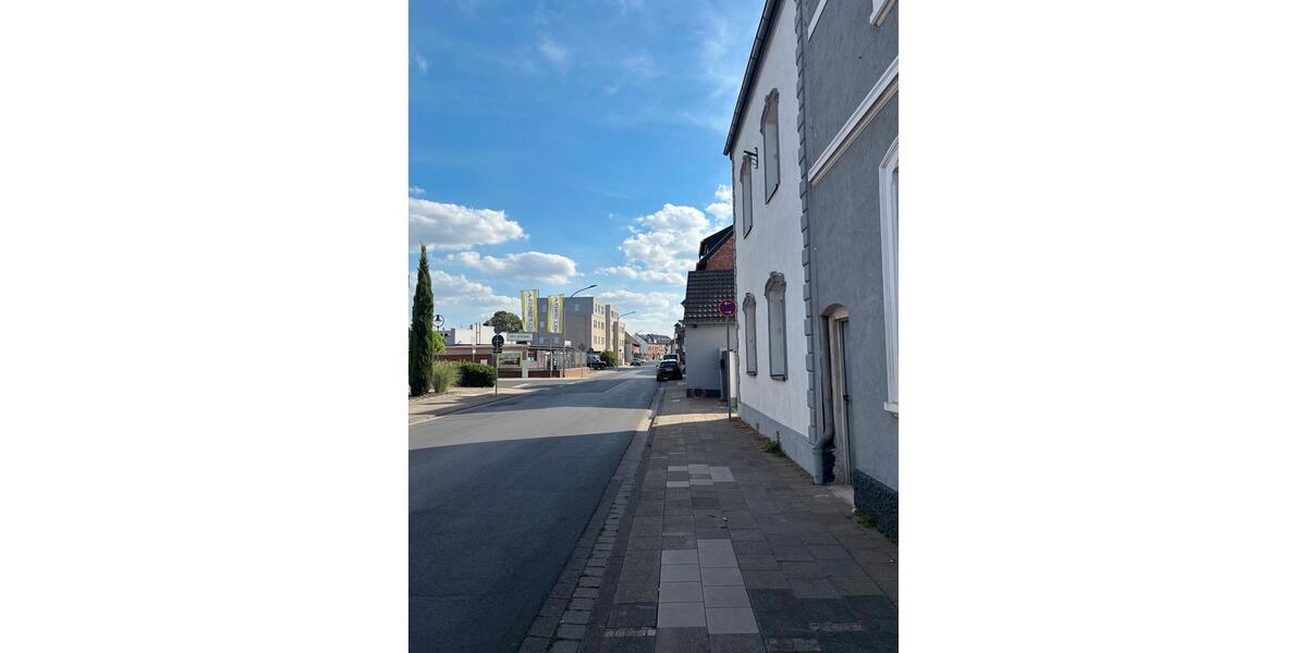 Mehrfamilienhaus, Wohnhaus Grevenbroich Hemmerden - 9 Zimmer, 240 m&sup2;, 440.000&euro; | Angebot:26993058
