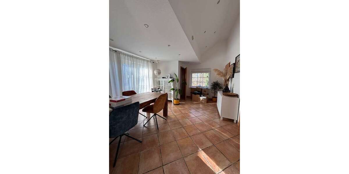 Etagenwohnung Köln Longerich - 6 Zimmer, 113 m&sup2;, 1.400&euro; | Angebot:26223477