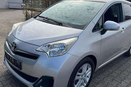 Toyota Verso-S 176.000 km 3.999 &euro; Mönchengladbach 41238