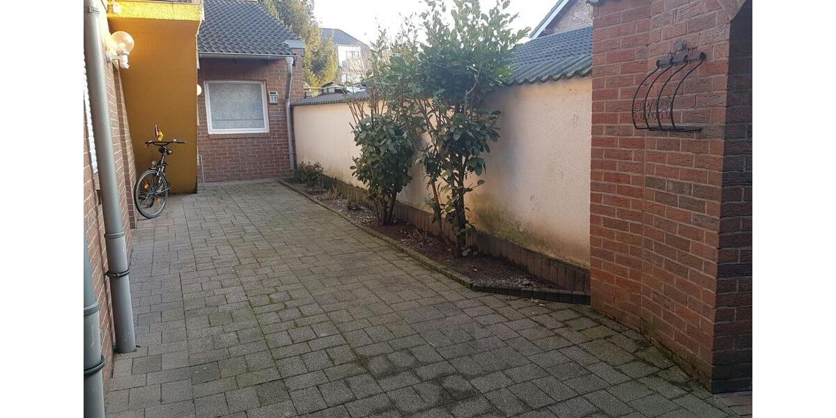 Erdgeschoßwohnung Bergheim Auenheim - 2 Zimmer, 64 m&sup2;, 199.000&euro; | Angebot:24567676