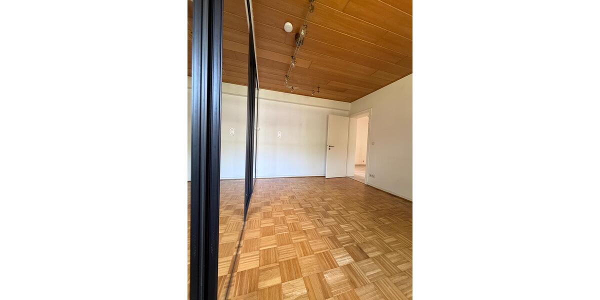 Etagenwohnung Meerbusch Necklenbroich - 4 Zimmer, 122 m&sup2;, 430.000&euro; | Angebot:26967058