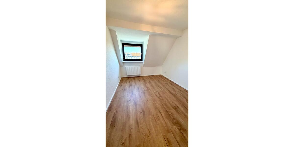 Etagenwohnung Düsseldorf Pempelfort - 3 Zimmer, 1.850 m&sup2;, 1.850&euro; | Angebot:26262958
