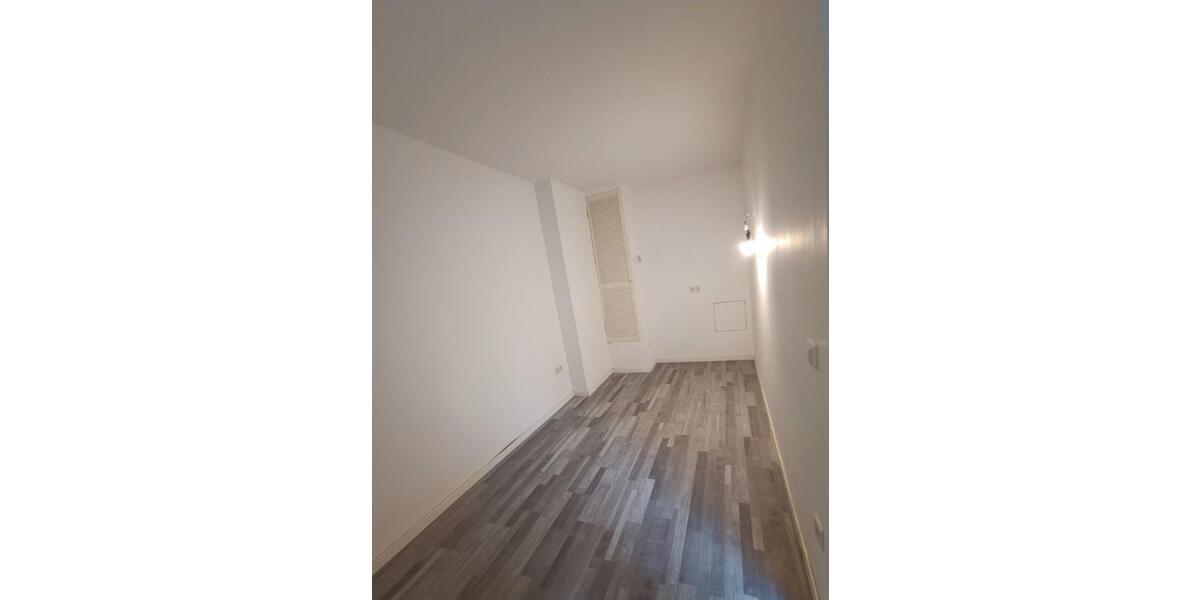 Erdgeschoßwohnung Neuss - 1 Zimmer, 35 m&sup2;, 129.950&euro; | Angebot:26250400
