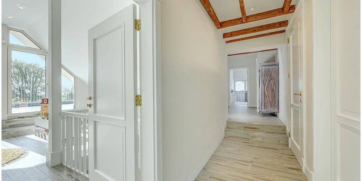 Einfamilienhaus Düsseldorf Hubbelrath - 9 Zimmer, 485 m&sup2;, 2.990.000&euro; | Angebot:26204659