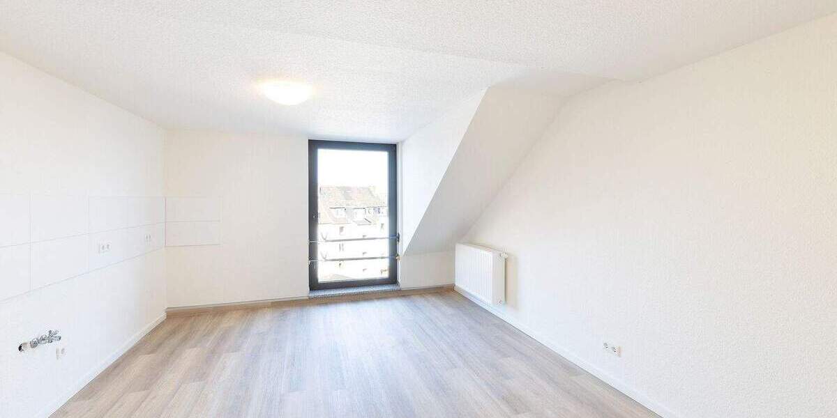 Etagenwohnung Düsseldorf Flingern Nord - 2 Zimmer, 82 m&sup2;, 1.330&euro; | Angebot:25745721