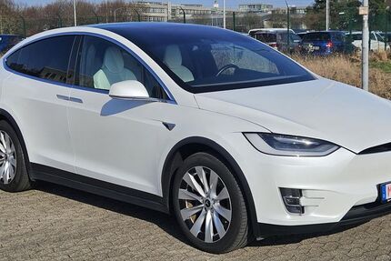 Tesla Model X 50.635 km 47.900 &euro; Grevenbroich 41515
