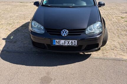 VW Golf 205.000 km 1.700 &euro; Dormagen 41540
