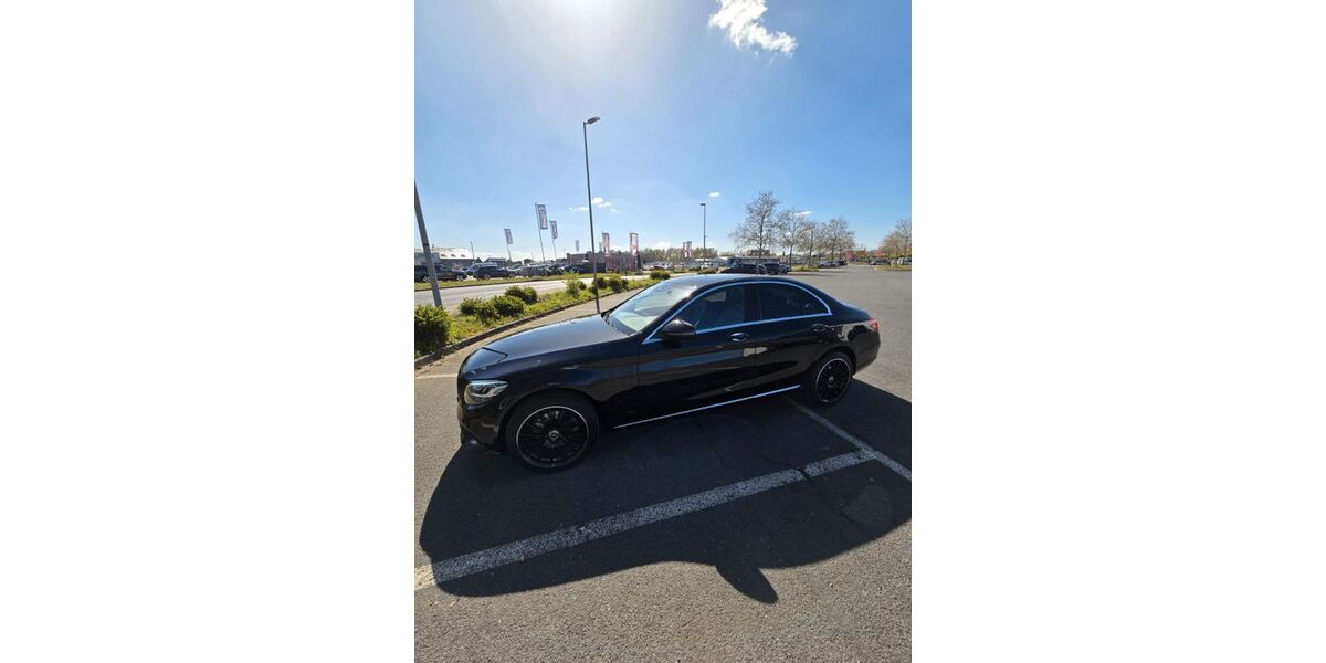 Mercedes-Benz C 200 77.000 km 25.300 &euro; Bedburg 50181
