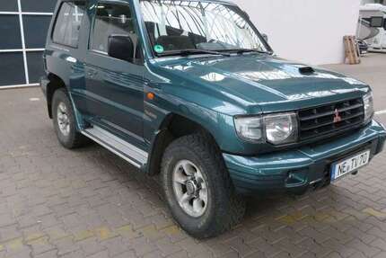 Mitsubishi Pajero 183.214 km 4.500 &euro; Düsseldorf 40233