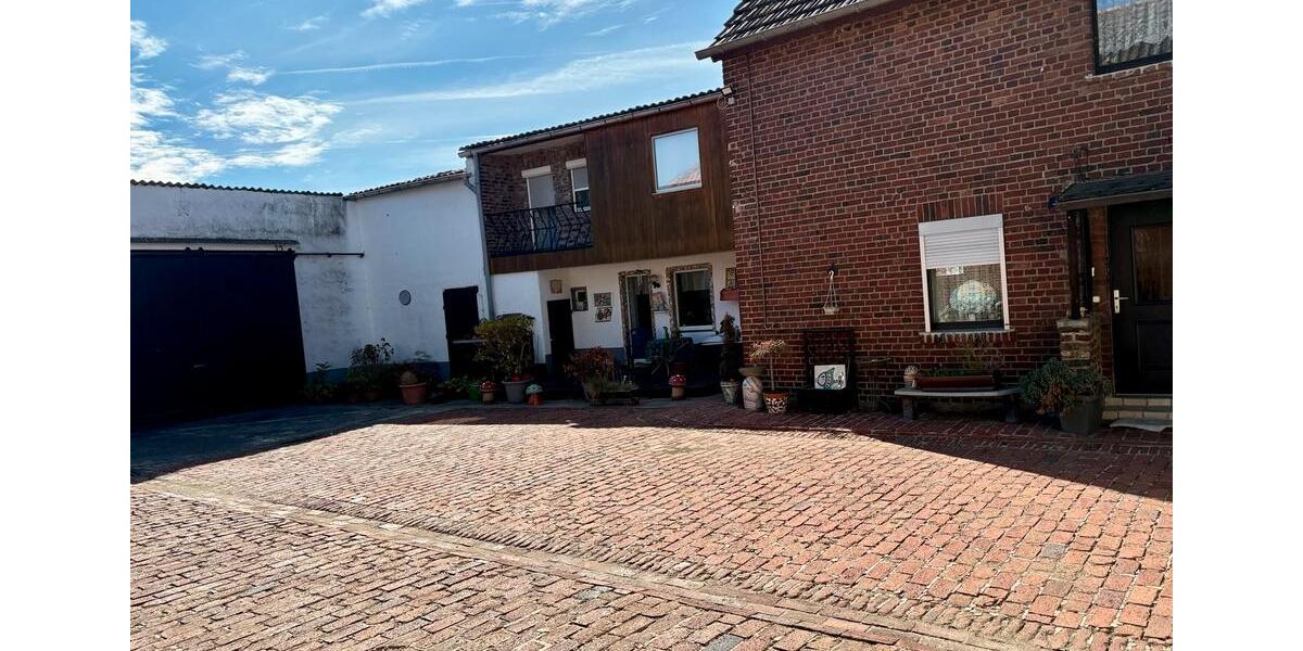 Bauernhaus, Landhaus Titz - 5 Zimmer, 200 m&sup2;, 1.200&euro; | Angebot:24786243