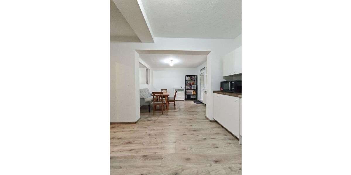 Etagenwohnung Düsseldorf Stadtbezirk 9 - 4 Zimmer, 97 m&sup2;, 400.000&euro; | Angebot:25869233