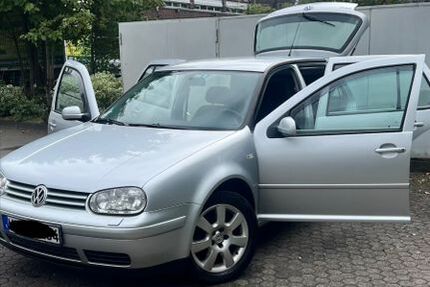 VW Golf 285.000 km 2.400 &euro; Mönchengladbach 41069