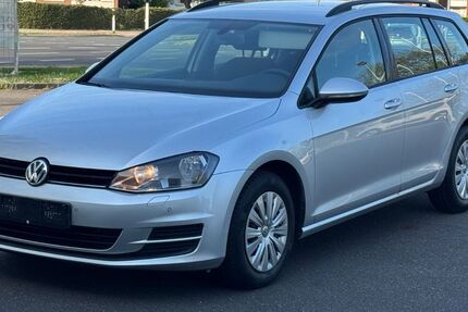 VW Golf 389.892 km 3.690 &euro; Krefeld 47804