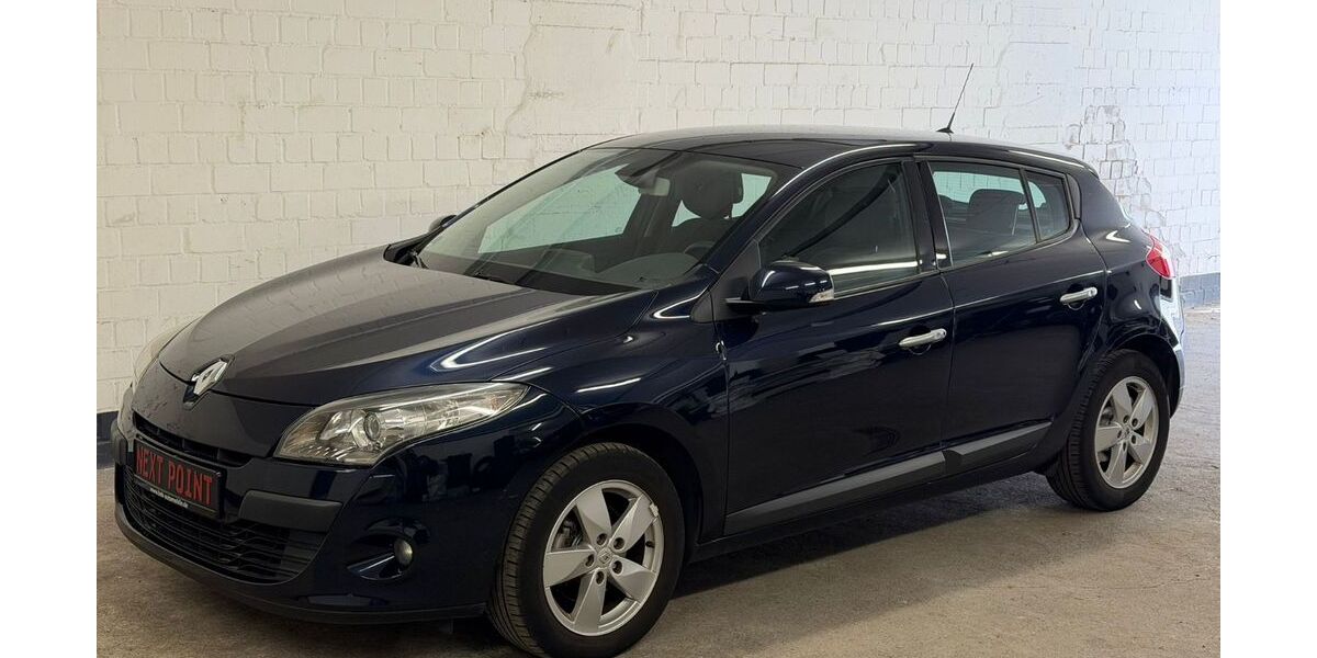 Renault Megane 116.400 km 4.900 &euro; Düsseldorf 40468
