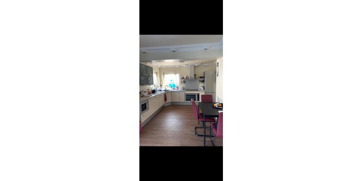 Doppelhaushälfte Pulheim - 5 Zimmer, 150 m&sup2;, 720.000&euro; | Angebot:26033625