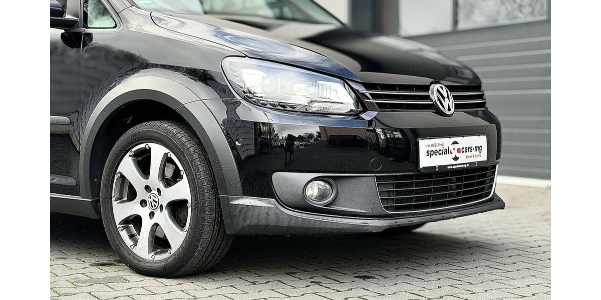 VW Touran Cross / 2,0 TDI / 170 PS / PANO / 7 Sitze 185.000 km 12.790 &euro; Mönchengladbach 41066