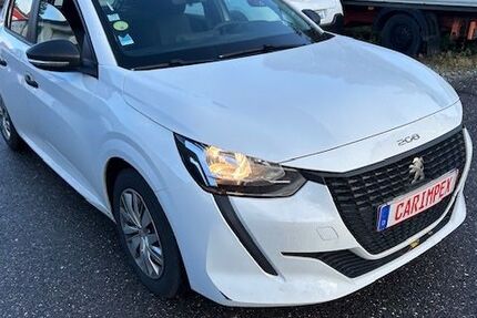 Peugeot 208 110.000 km 8.270 &euro; Mönchengladbach 41199