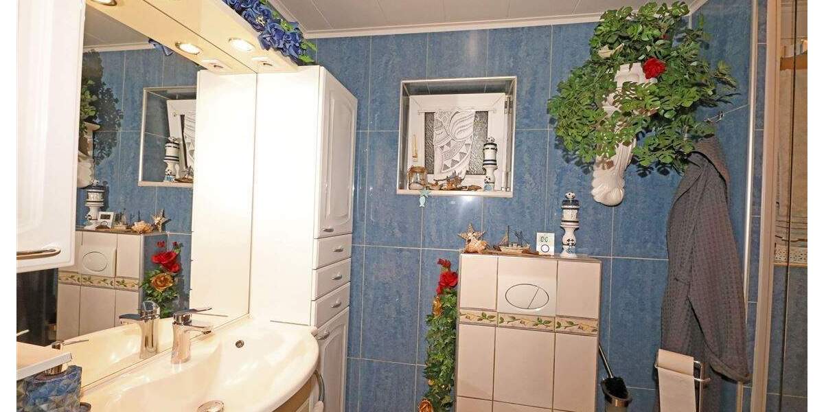 Reihenmittelhaus Düsseldorf Lierenfeld - 3 Zimmer, 130 m&sup2;, 425.000&euro; | Angebot:25695118