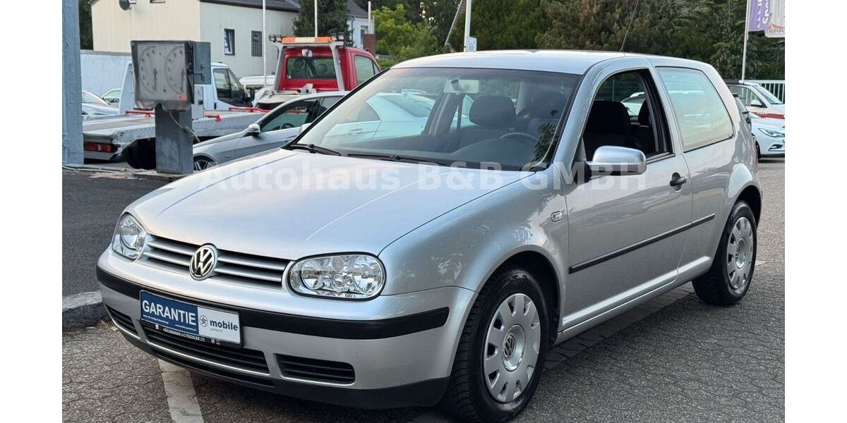VW Golf 115.000 km 3.990 &euro; Bergheim 50126