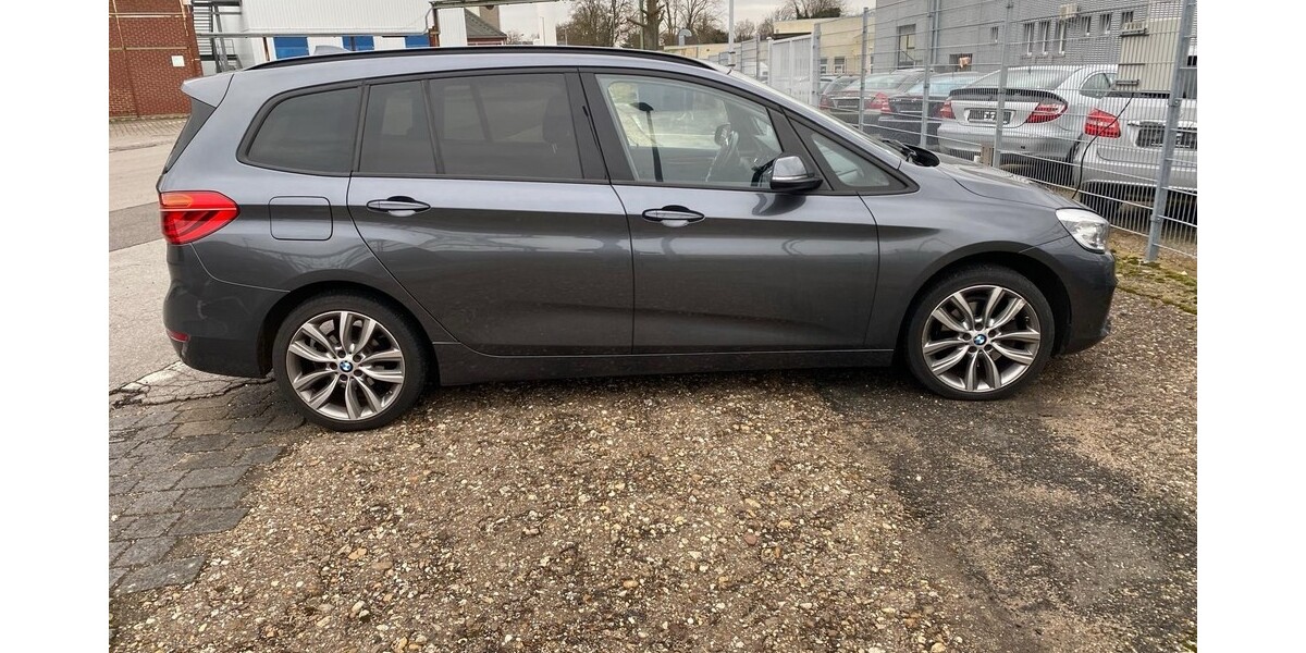 BMW 218d 140.000 km 15.100 &euro; Mönchengladbach 41061