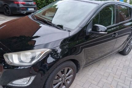 Hyundai i20 139.000 km 4.300 &euro; Mönchengladbach 41063