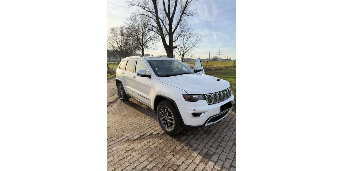 Jeep Grand Cherokee 101.500 km 22.499 &euro; Grevenbroich 41515