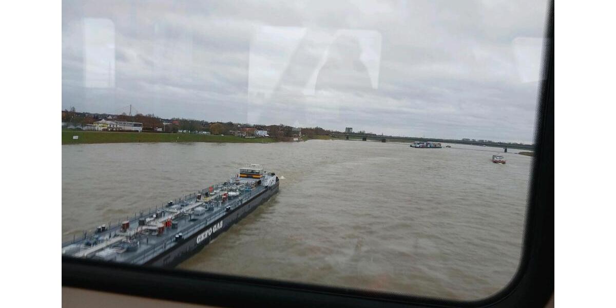 Etagenwohnung Neuss - 4 Zimmer, 108 m&sup2;, 280.000&euro; | Angebot:26094151