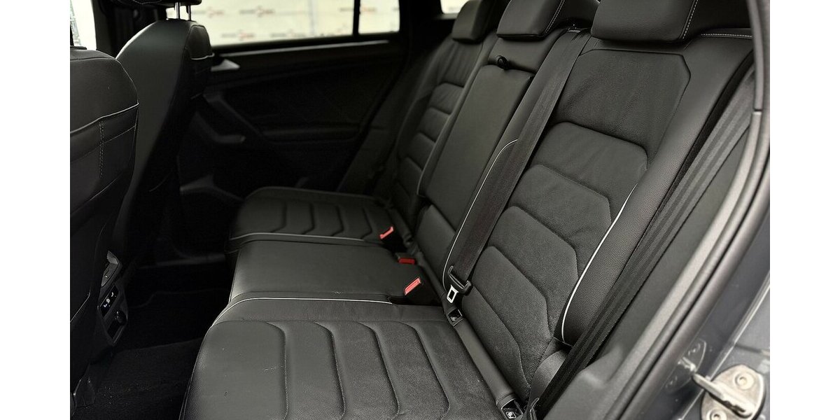 VW Tiguan R-Line / 4Motion / Pano / Memory/ Keyless 14.600 km 42.900 &euro; Mönchengladbach 41066