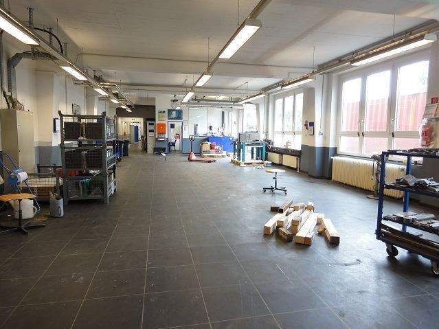 Gewerbeobjekt Krefeld Kempener Feld/Baakeshof - 1 Zimmer, 520 m&sup2;, 5.500&euro; | Angebot:25726399