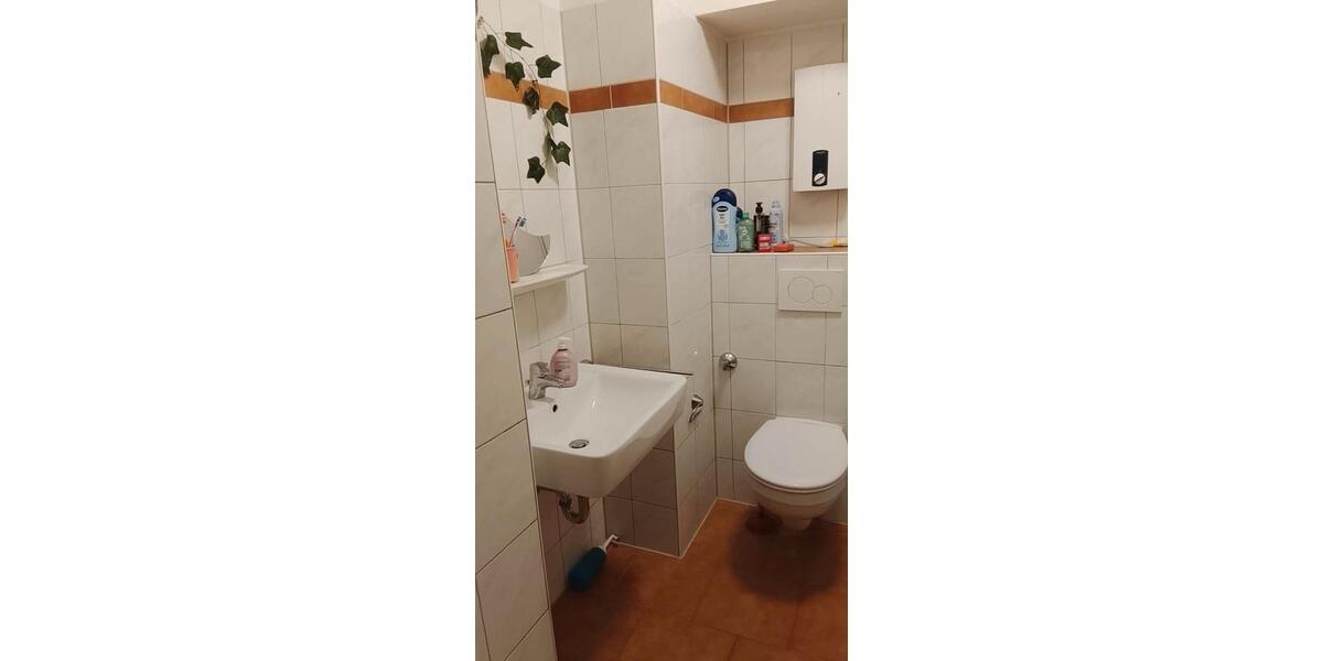 Etagenwohnung Düsseldorf Stadtbezirk 8 - 1 Zimmer, 68 m&sup2;, 650&euro; | Angebot:25972374